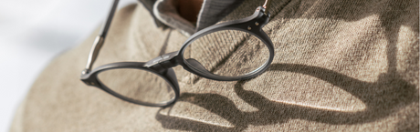 Comparing Prescription Reading Glasses vs Traditional Readers